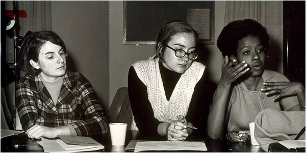 1-Wellesley_Clinton_protest_for_black_students_1968